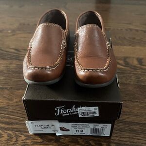 Florsheim kids Boys Tan Leather Slip-On Loafers size 12